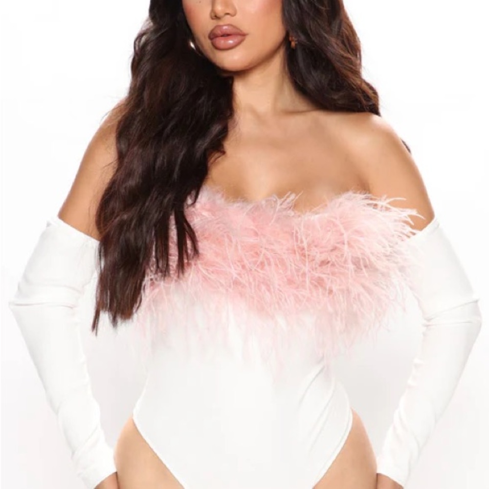 Elegant Off-Shoulder Feathered Top - MEDIUM